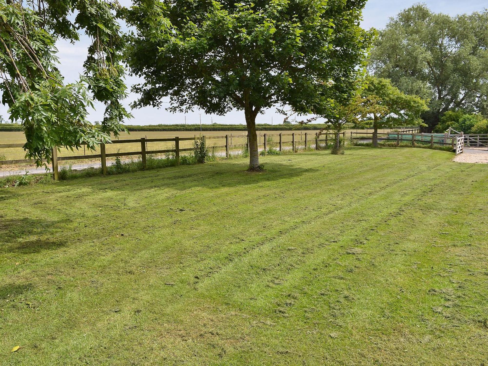 The Hayloft - 28836 Villa Royal Wootton Bassett Bagian luar foto